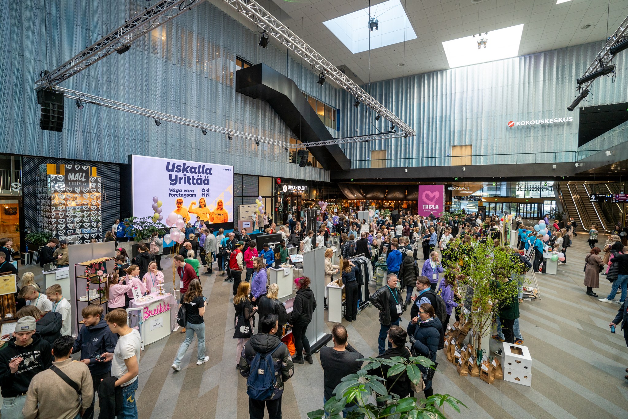 Uskalla Yrittää 2024 -finaalitapahtuma Mall of Triplassa, Helsingissä.